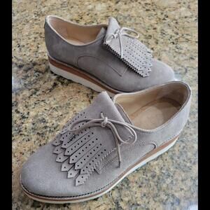 The Office Of Angela Scott Beige Leather Loafers Slip On Womens Shoes 36.5 6.5